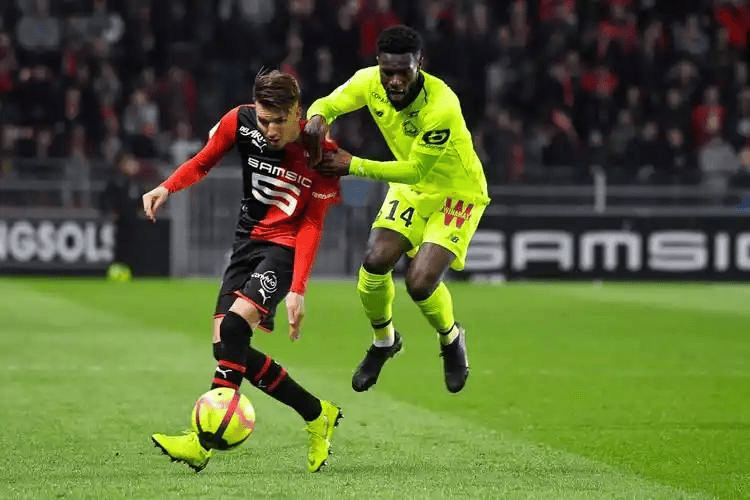 关于赛后荷甲焦点战;法兰克福临场应变;气氛紧张;数据趋势出现新变化的信息 关于赛后荷甲焦点战;法兰克福临场应变;气氛紧张;数据趋势出现新变化的信息