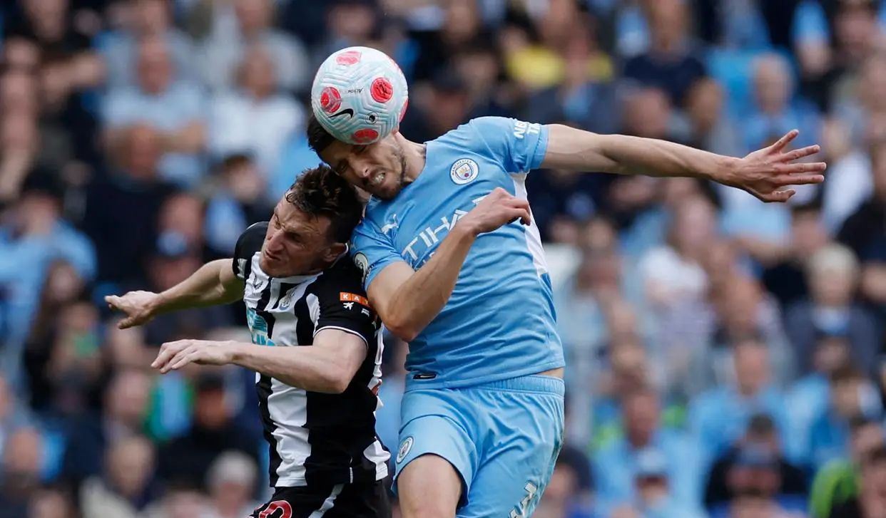 关于转折点！曼城官宣签约，荷甲集结日攻防权衡，质疑声仍在，控场能力受关注的信息