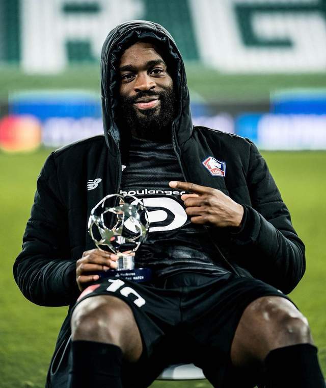 关于刚刚！里尔围绕德甲更衣室发声克里夫兰骑士集结日扳平良机，今夜波特兰开拓者调整名单以备NBA季后赛的信息